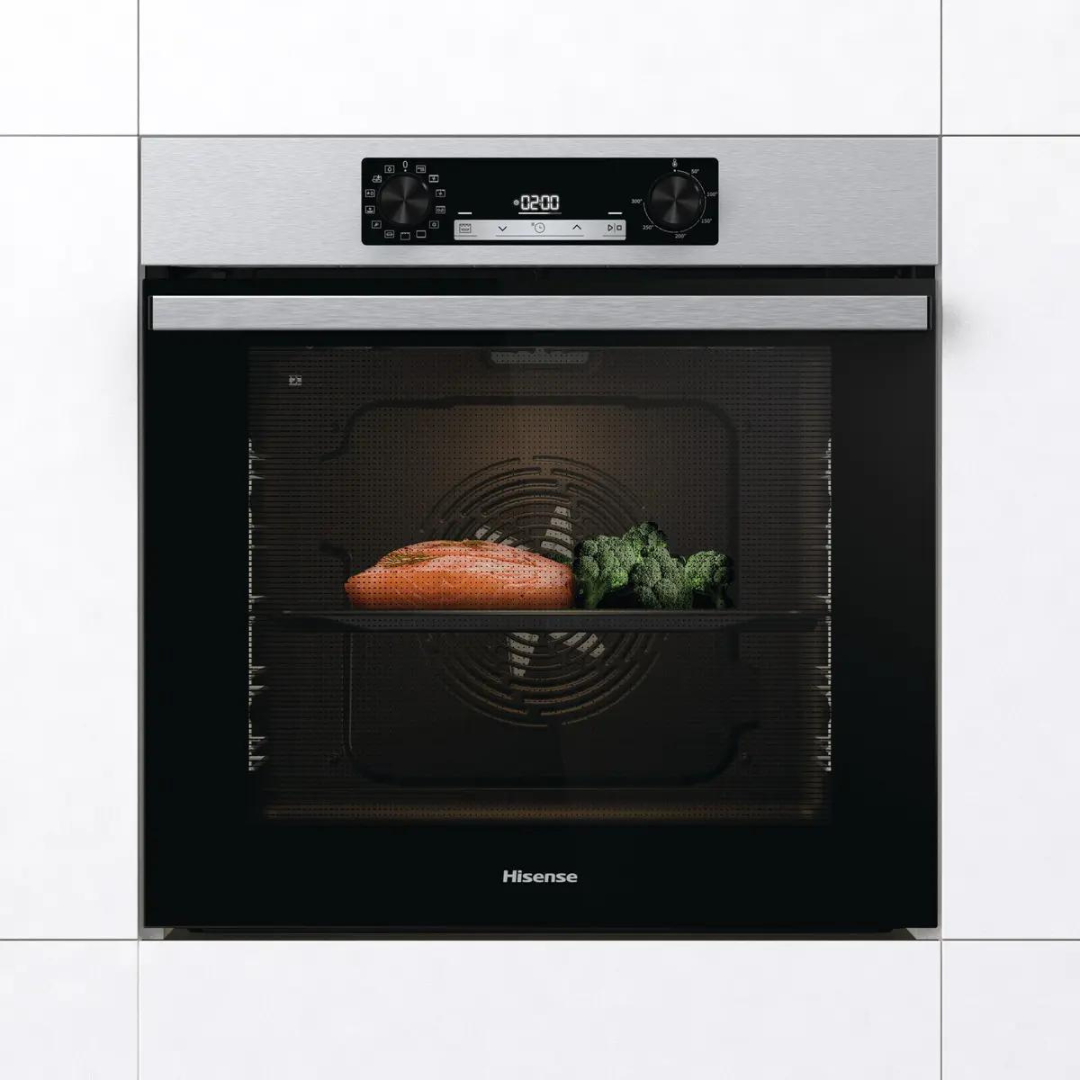 Accessoires pour four Hisense BI62216AX, vue de l'intérieur avec composants et boutons de commande visibles.