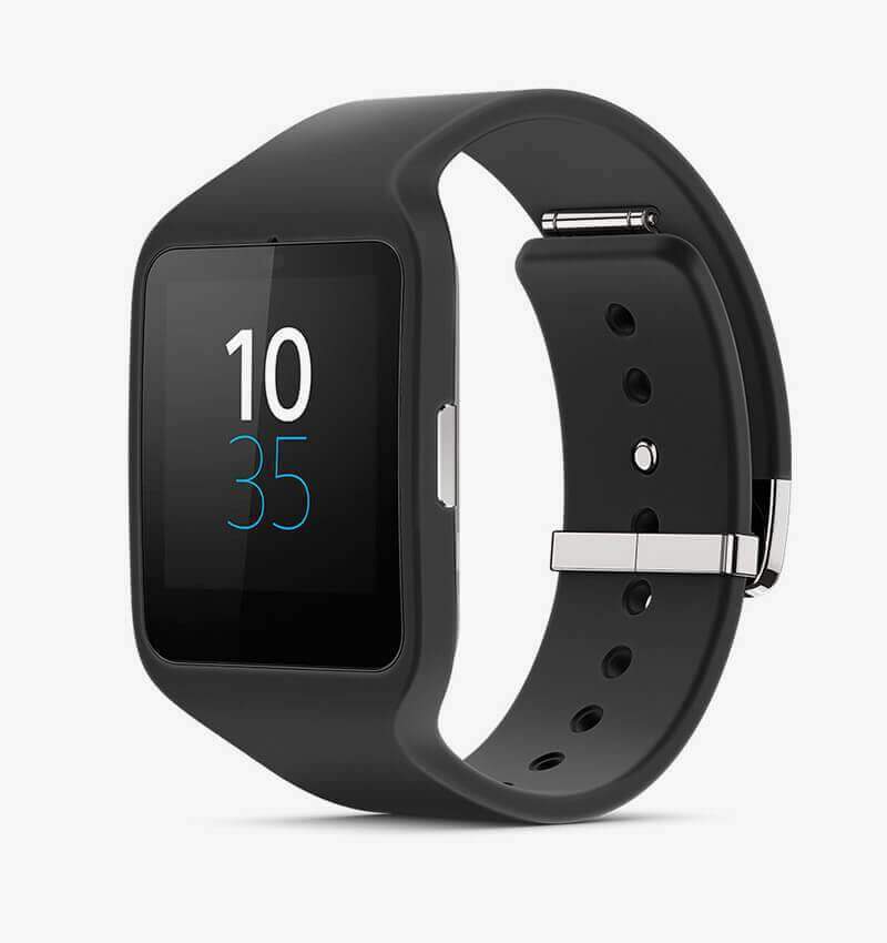Accessoire pour montre connectée Boost SmartWatch, bracelet en silicone noir avec boucle métallique, vu de face.